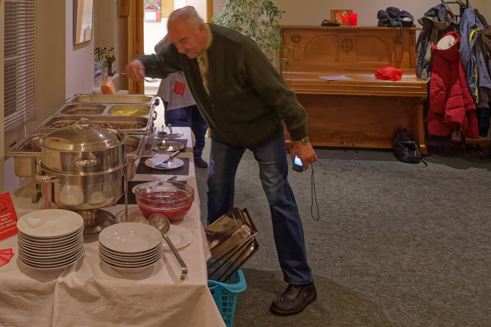 beim naschen erwischt