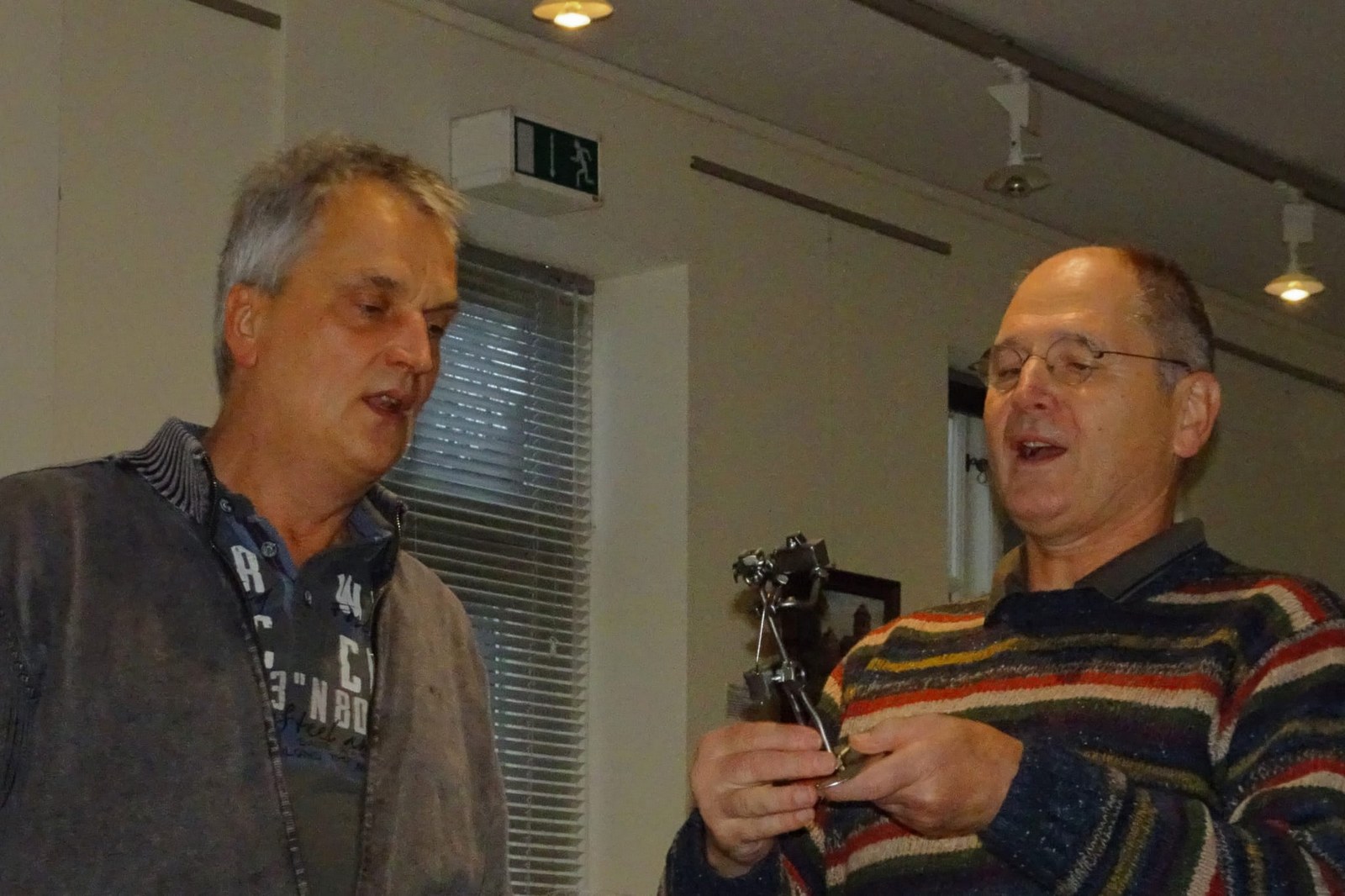 Klaus-Dieter wird übergeben an Ludwig